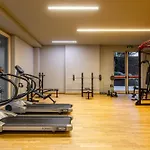 Cozy Apartment - Parking - Pool - Sauna - Gym -Spa