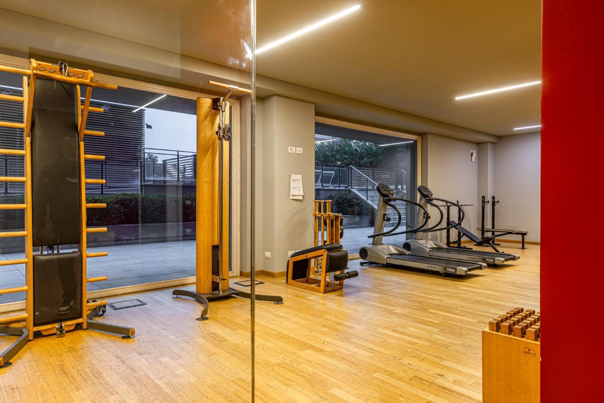 Cozy - Parking - Pool - Sauna - Gym -spa Apartment Mailand